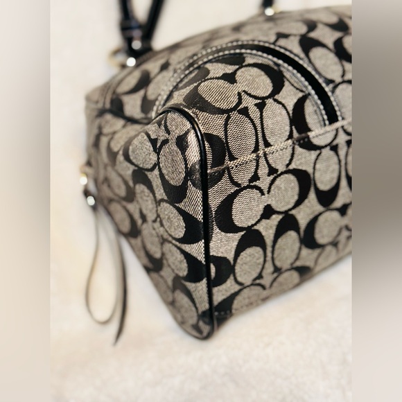 Coach black monogram shoulder bag - Picture 6 of 16